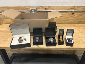 lot 42 image: Lot of Store Return Watches