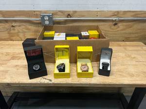 lot 43 image: Lot of Store Return Watches