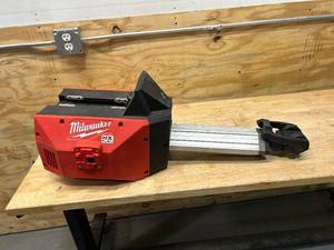 lot 63 image: MILWAUKEE MX FUEL 1-18 Breaker Hammer (Tool Only)