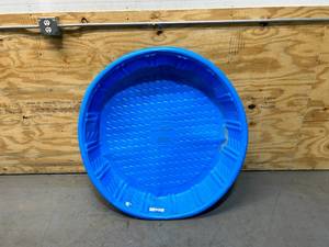 lot 70 image: SUMMER WAVES Kids Pool