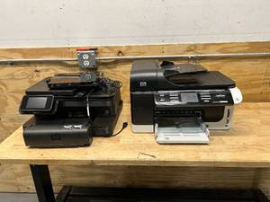 lot 75 image: Lot of 2- HP Printers