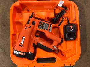 Paslode Cordless 18-Gauge Lithium-Ion Brad Nailer tool only customer return see pictures
