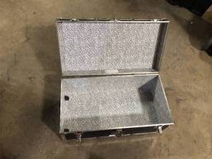 Seward Trunk Modern Collection Black Storage Trunk customer return see pictures