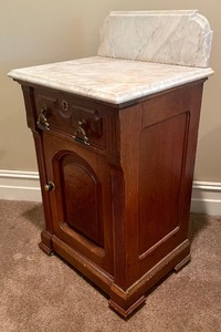 lot 36 image: Charming Half Commode