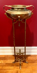 lot 47 image: Antique Brass Plant Stand