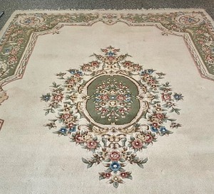 lot 24 image: Classy Hand Knotted Area Rug from India