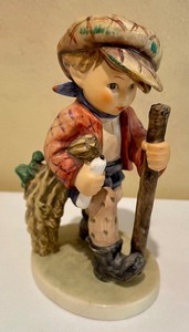 lot 55 image: Four Hummel Figurines