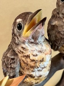 lot 49 image: Boehm Fledgling Robins Limited Edition Porcelain Figurine