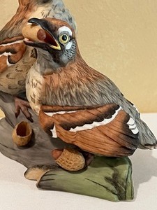 lot 26 image: Boehme Fledgling Brown Thrashers Porcelain Figurine