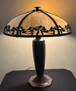 lot 29 image: Antique Art Nouveau Slag Glass Table Lamp