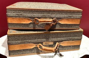 lot 33A image: Two Pieces of Vintage Hartman Luggage