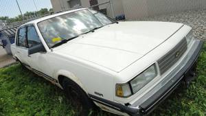 lot 2 image: 1989 Chevrolet Celebrity