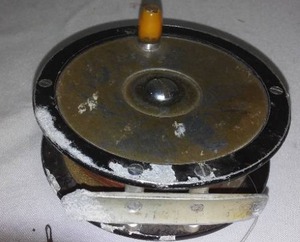 lot 517 image: Silent Nite Fly Fishing reel.