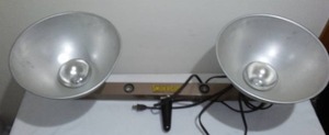 lot 559 image: Vintage Smith Victor Light Bar.