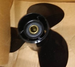 lot 603 image: Boat Propeller. New in Box