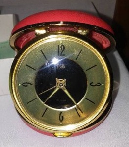 lot 622 image: Vintage Elgin Travel Alarm in Box.