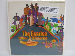 lot 76 image: The BEATLES Yellow Submarine Album