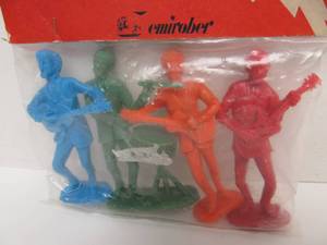 lot 56 image: NOS Vintage BEATLEMANIA Toy Figures