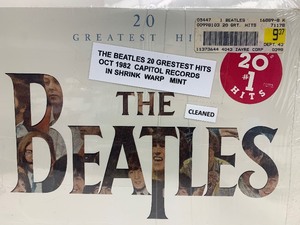 lot 104 image: The Beatles 20 Greatest Hits Album