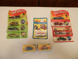 lot 18 image: die cast toys