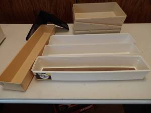 lot 23 image: organizer bins