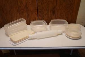lot 71 image: kitchen utensils