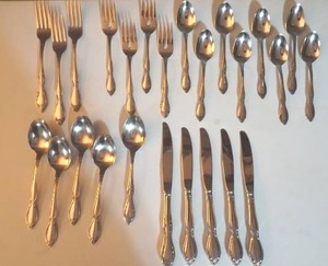 lot 96 image: Oneida flatware