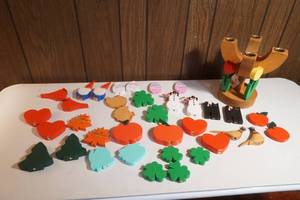 lot 138 image: hand made dcor