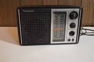 lot 156 image: Panasonic radio