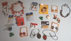 lot 162 image: costume jewelry