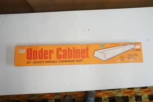 lot 176 image: under cabinet light