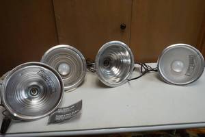 lot 179 image: clamp light