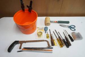 lot 193 image: bucket-o-tools