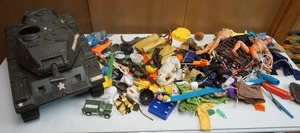 lot 201 image: toys