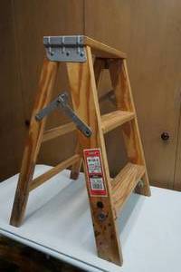 lot 209 image: Werner step ladder