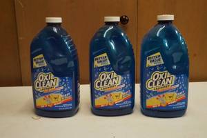 lot 226 image: cleaning supplies