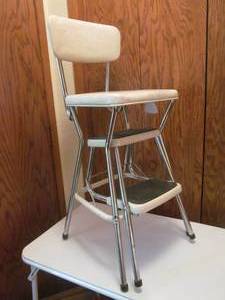 lot 12 image: step stools