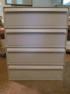 lot 14 image: stackable drawers