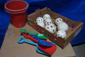 lot 237 image: Kids Toys
