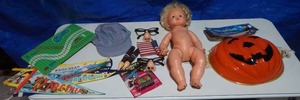 lot 258 image: Vintage Toys