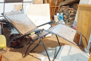 lot 340 image: Outside Lawn chair