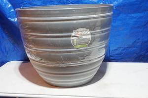 lot 351 image: Home Dcor