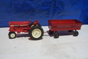 lot 362 image: Vintage  Red Tractor with Wagon