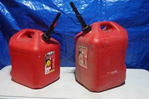 lot 366 image: Garage