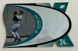 lot 94 image: Ken Griffey Jr 1997 Upper Deck SPX  #45 Foil Die Cut Baseball Card