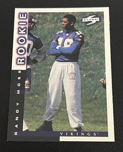 lot 300 image: Randy Moss RC 1998 Score Pinnacle #235 Minnesota Vikings Rookie Football Card
