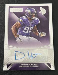 lot 325 image: Danielle Hunter Auto RC Card - 2015 Donruss Signature Series #434, certified autograph Minnesota Vikings Rookie Football Card