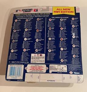 lot 370 image: Kirby Puckett 1989 Starting Lineup Figure Minnesota Twins Baseball