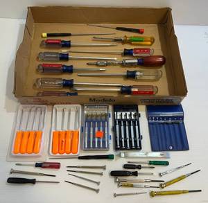 lot 39 image: Group Of Misc. Tools Including Craftsman Screwdrivers And More
