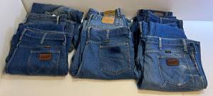 lot 90 image: Group Of Misc. Name Brand Jeans Sizes 3 30x30,  7  38x32  1 )f The 7 Is Big Smith Overalls